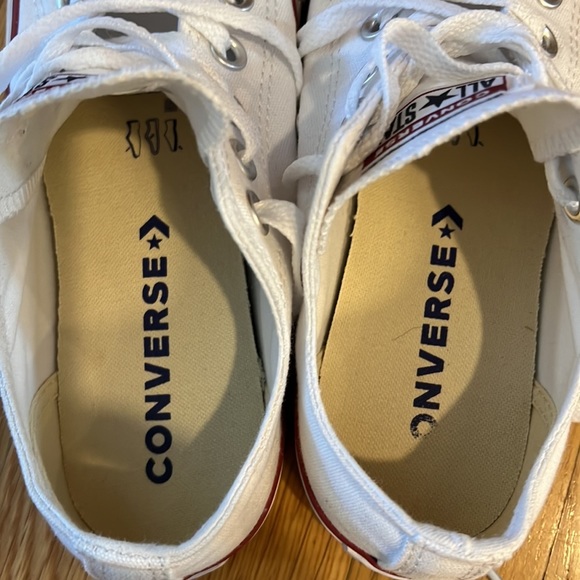 Converse chuck Taylor all star- size 7 women’s or 5 men’s - Picture 9 of 12